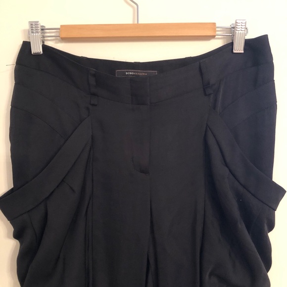 BCBGMaxAzria Cropped Soft Pants with Big Pockets - Picture 3 of 5